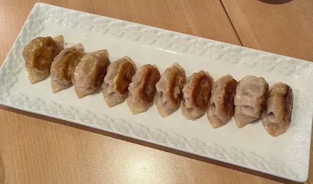Dumpling Bliss Ottawa Review – Decent Dumplings and a Surprisingly Great Dessert – Average EV Score: 6.8/10