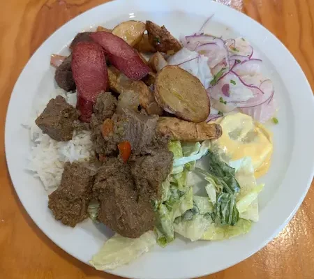 Amazonas Peruvian Restaurant Review – Vibrant Celebration of Peruvian Cuisine in Gatineau – Overall EV Score: 6/10