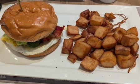 Pur and Simple Barrhaven – Great Brioche, But Not Worth the Wait – Average EV Score: 8/10