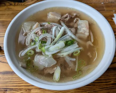 Pho Viet Noodle Ottawa Review – Truth About Slow Service and Dry Beef in Hintonburg – Average EV Score: 5.8/10