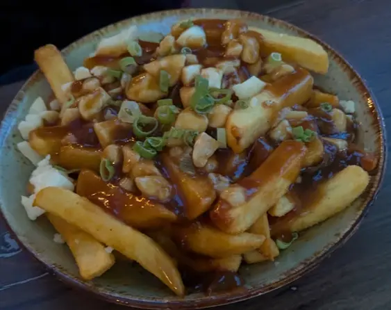 poutine from heart and crown
