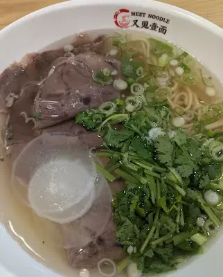 Meet Noodle Ottawa Review – Hand-Pulled Noodles and Generous Beef Portions – Average EV Score: 8.1/10