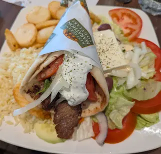 Marathon Souvlaki Montreal Review – Large Portions, Friendly Service, but Disappointing Greek Classics – Average EV Score: 5/10