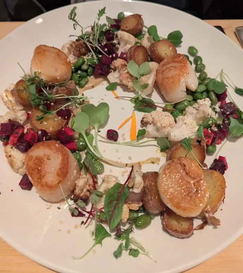 Seared Scallops from Gezellig
