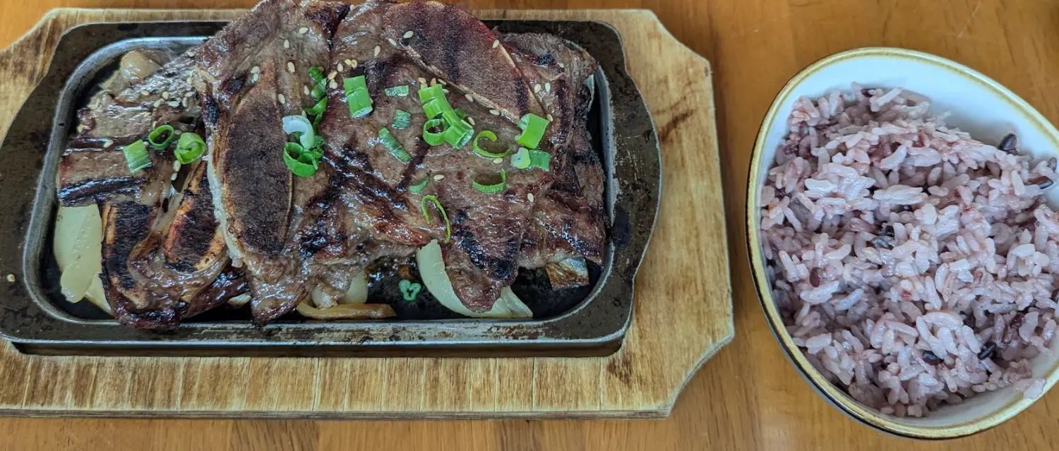 L.A. Galbi from Jumak
